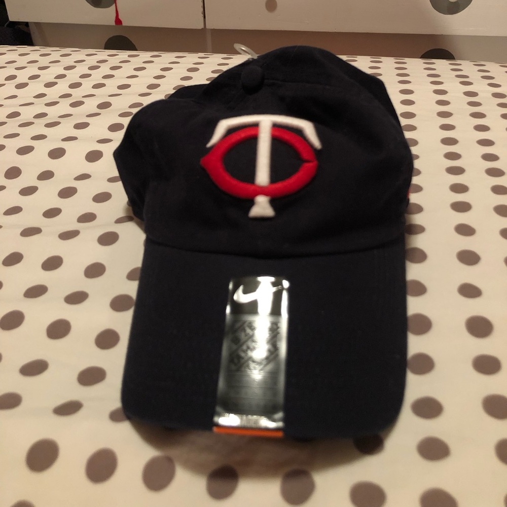 Twins hat